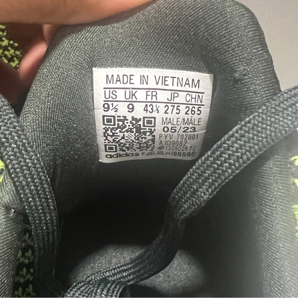 Adidas UltraBoost 1.0 'Black Lucid Lemon' Men's Size 9.5 Shoes Sneakers ID9682 - Picture 8 of 9